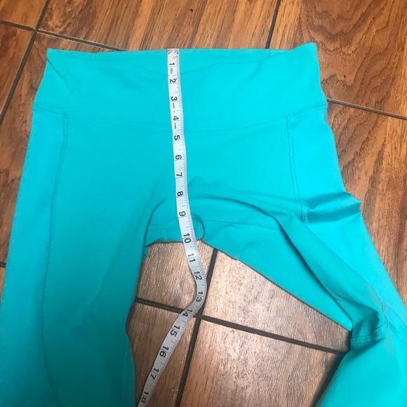 Alo yoga Cropped Workout-Leggings- Aqua Teal- Size None Good Condition - Picture 14 of 16